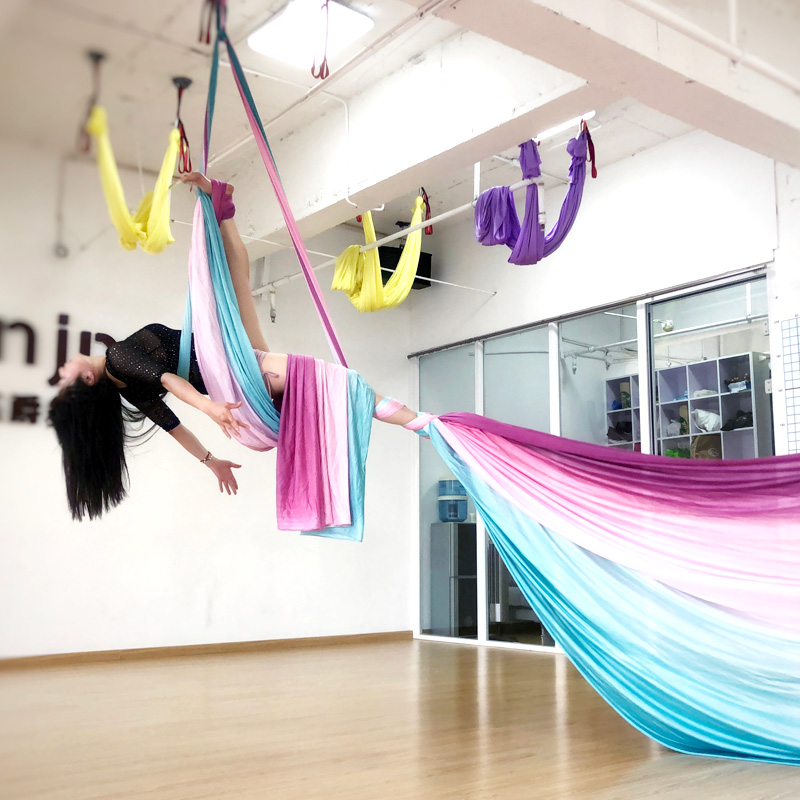 Aerial Silk Hammock - Kain Sutra Udara untuk Tari Akrobatik