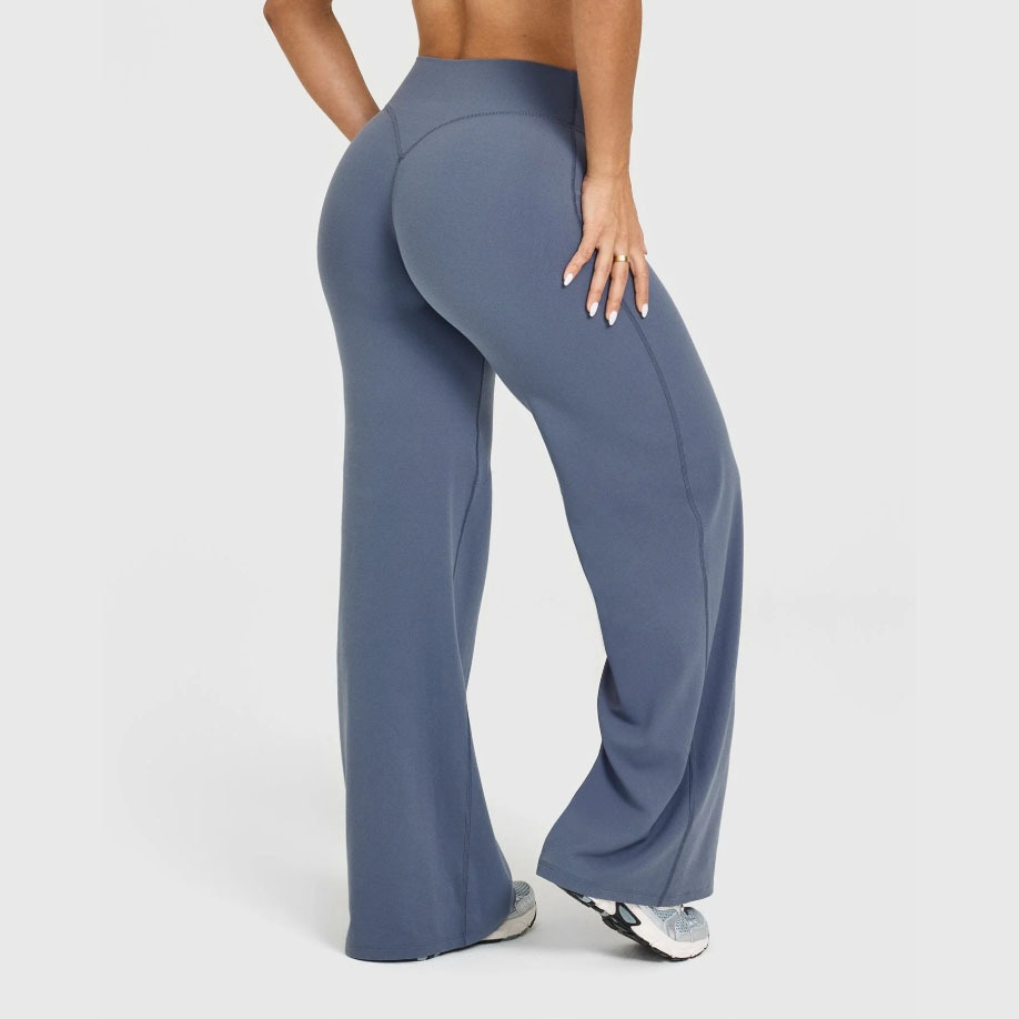 Celana Olahraga Wanita Model S - Pilates In Yoga Pants ulasan dan harga