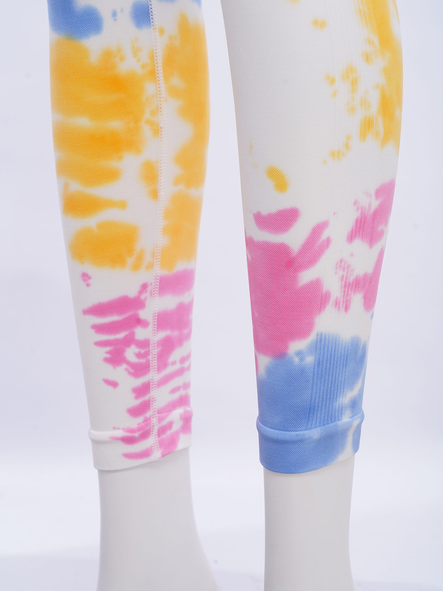 Celana Yoga Wanita Tie-Dye Ela - Pilates In Yoga Pants ulasan dan harga